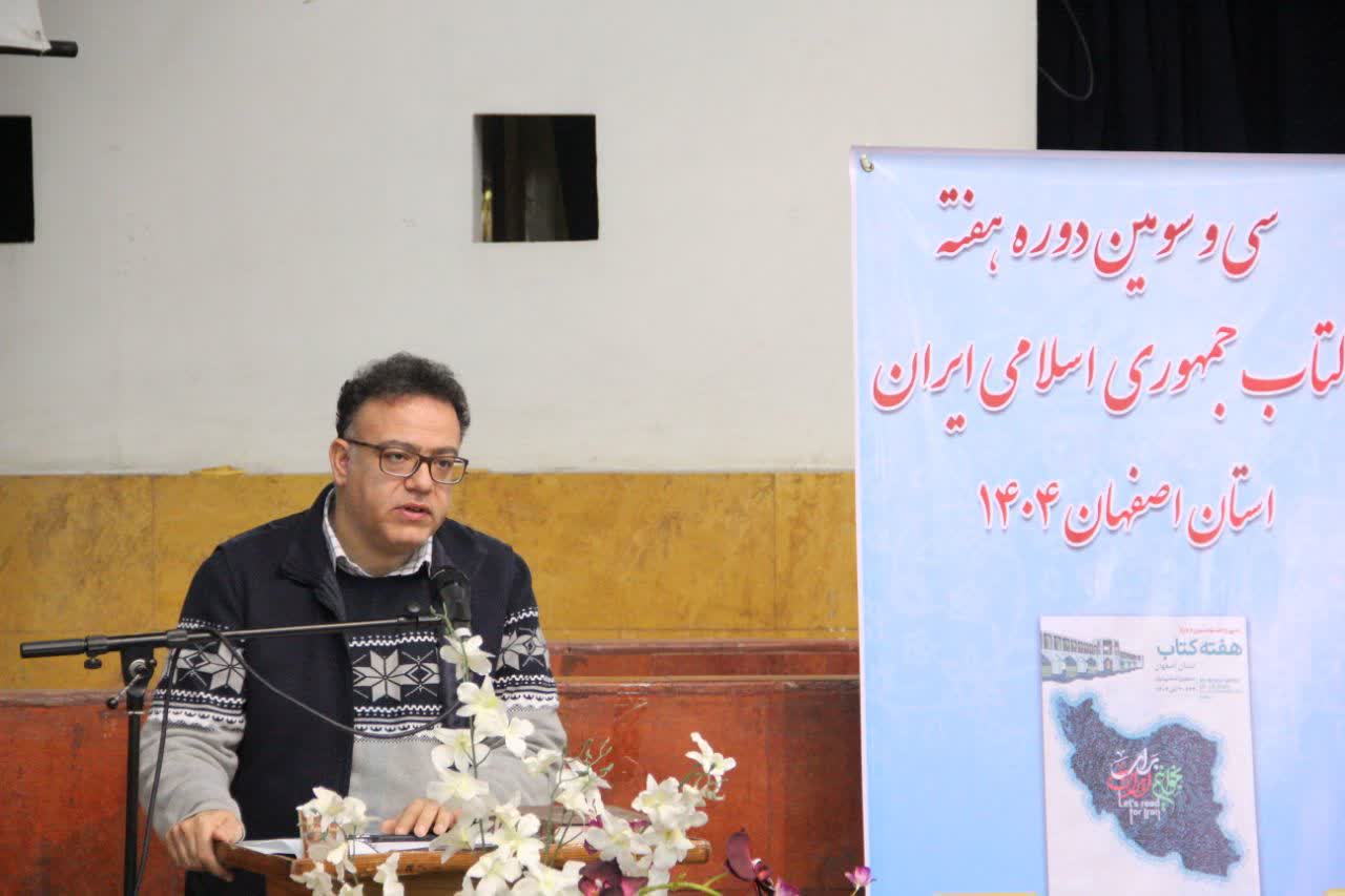 ابراهیم زاده: سیاستگذاری رسانه‌ای غرب با کشور ما بسیار متفاوت است